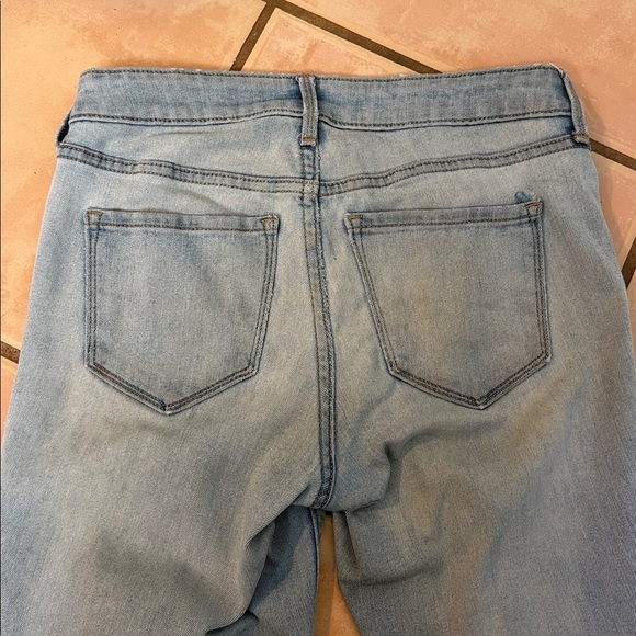 Old Navy Pop Icon Skinny Jeans Light Wash Stretch Denim — Women’s Size 2 - Picture 4 of 8
